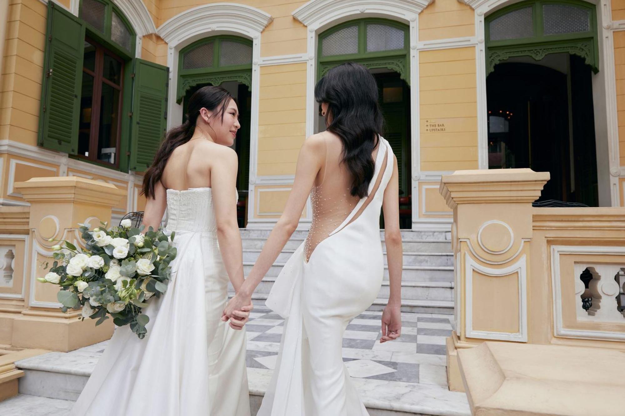 W Bangkok Hotel Eksteriør billede Same-sex wedding in Thailand